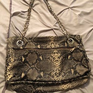 DKNY  ANIMAL PRINT BAG